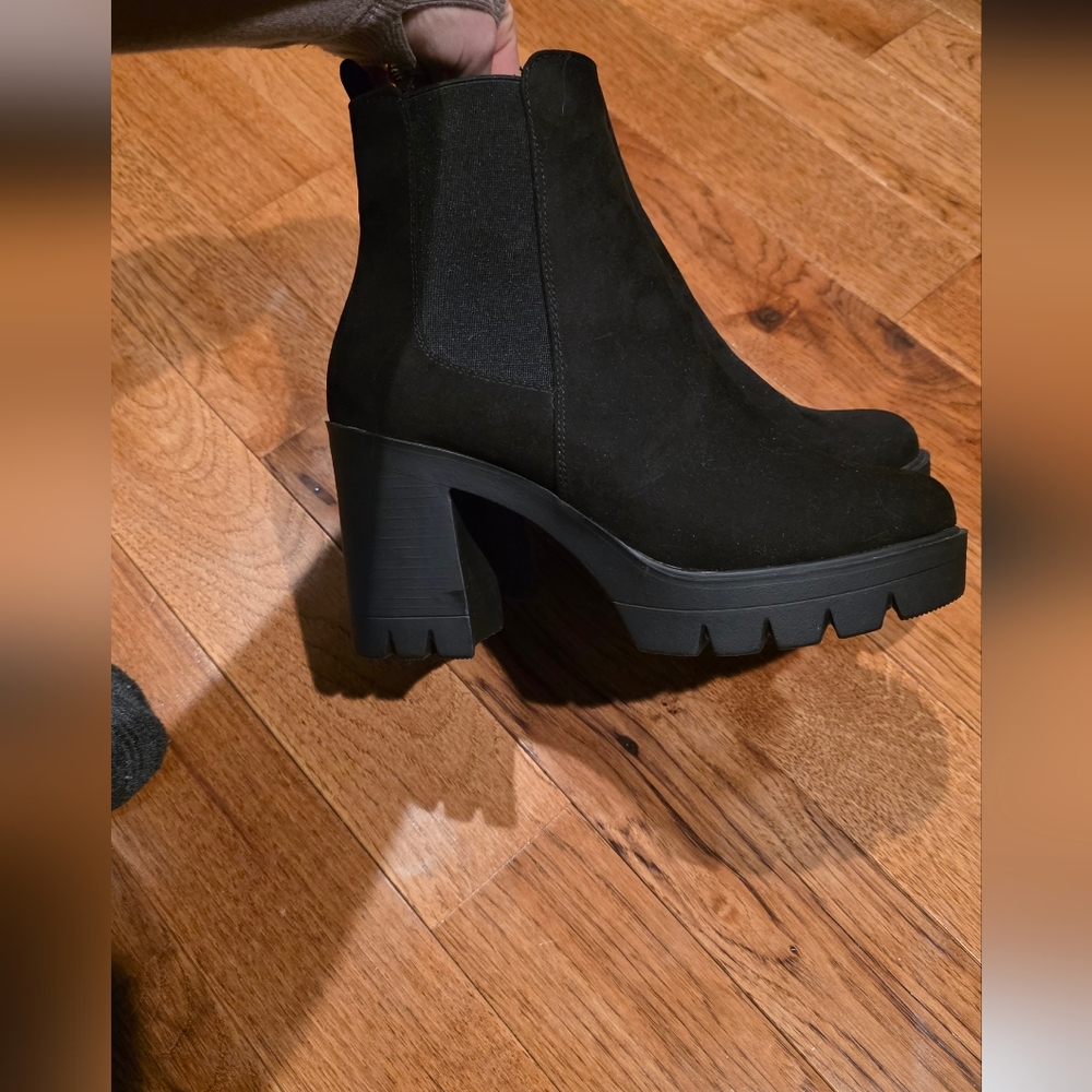 Black Chunky Heel Ankle Boots